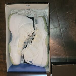 Jordan Jumpman XI OG Box with Blue Logo Bred 14 Logo